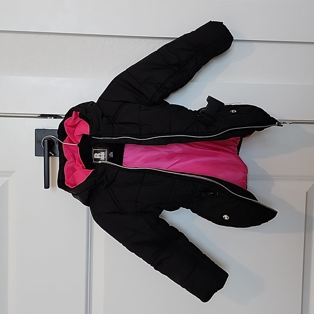 S. Rothschild Puffer Black Coat, Hot Pink Lining. Toddler Girl Size 3T,